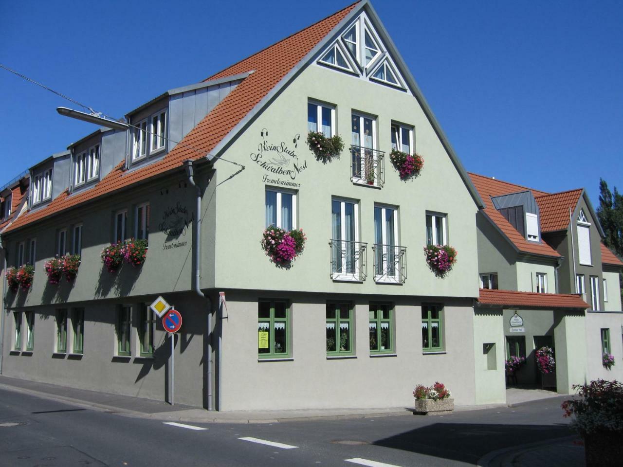 Weinstube Schwalbennest Hotel Карлщат Екстериор снимка